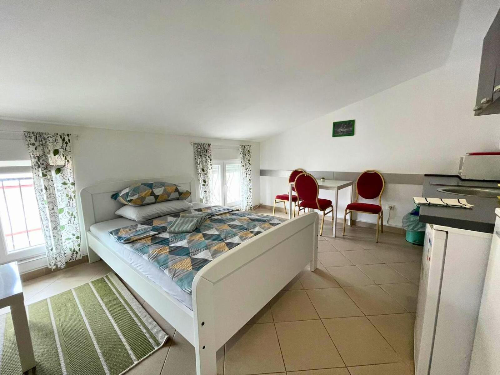 Apartmani Tominac Crikvenica Buitenkant foto